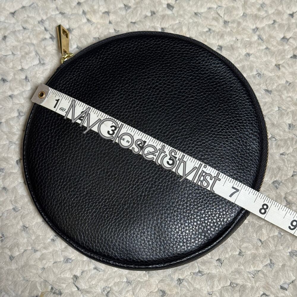 NEW! BANDOLIER Rare Black Pebbled Leather Round Purse! Gold - Picture 3 of 5